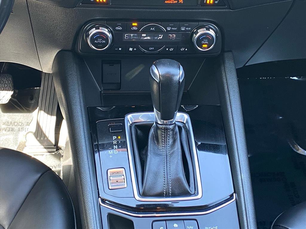 Used 2018 MAZDA CX-5 Touring w/ Preferred Equipment Package AWD/4WD image 9