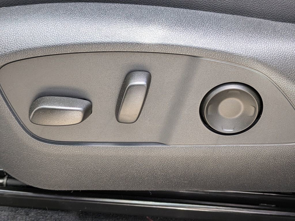 New 2026 Chevrolet Traverse High Country image 22