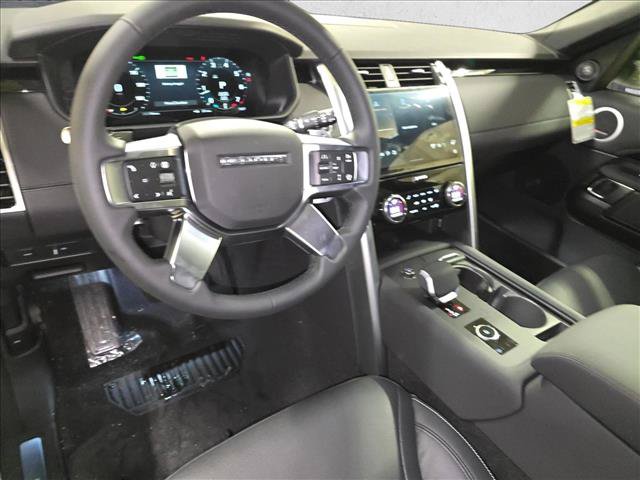New 2026 Land Rover Discovery S AWD/4WD image 16