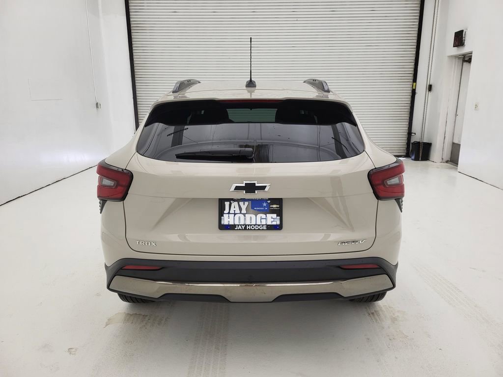 New 2026 Chevrolet Trax LS FWD image 13