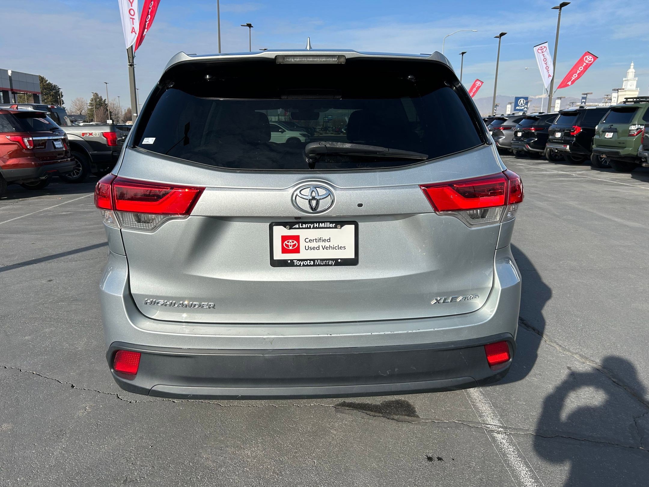 Certified 2019 Toyota Highlander XLE image 4