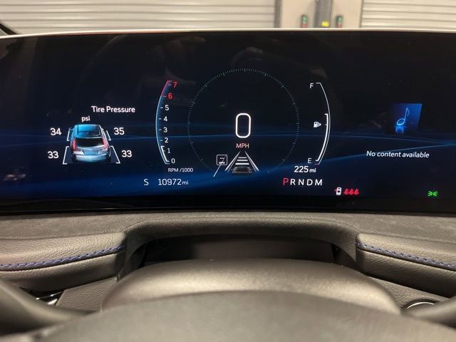 Used 2025 Cadillac XT4 Sport w/ LPO, Floor Liner Package image 9