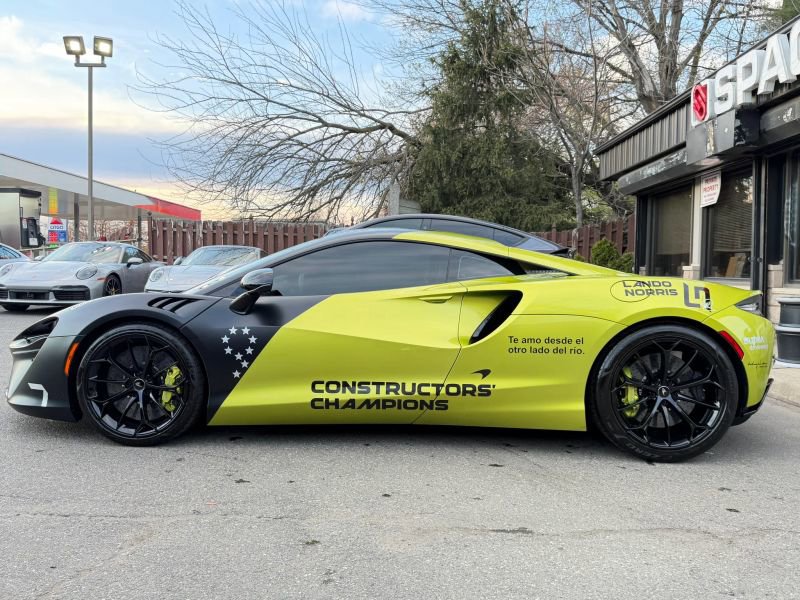 Used 2023 McLaren Artura image 9