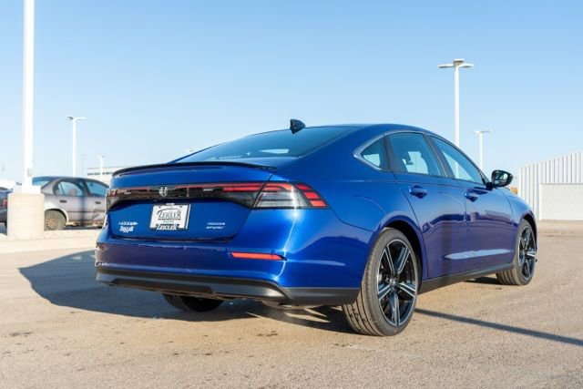 Used 2024 Honda Accord Sport image 7