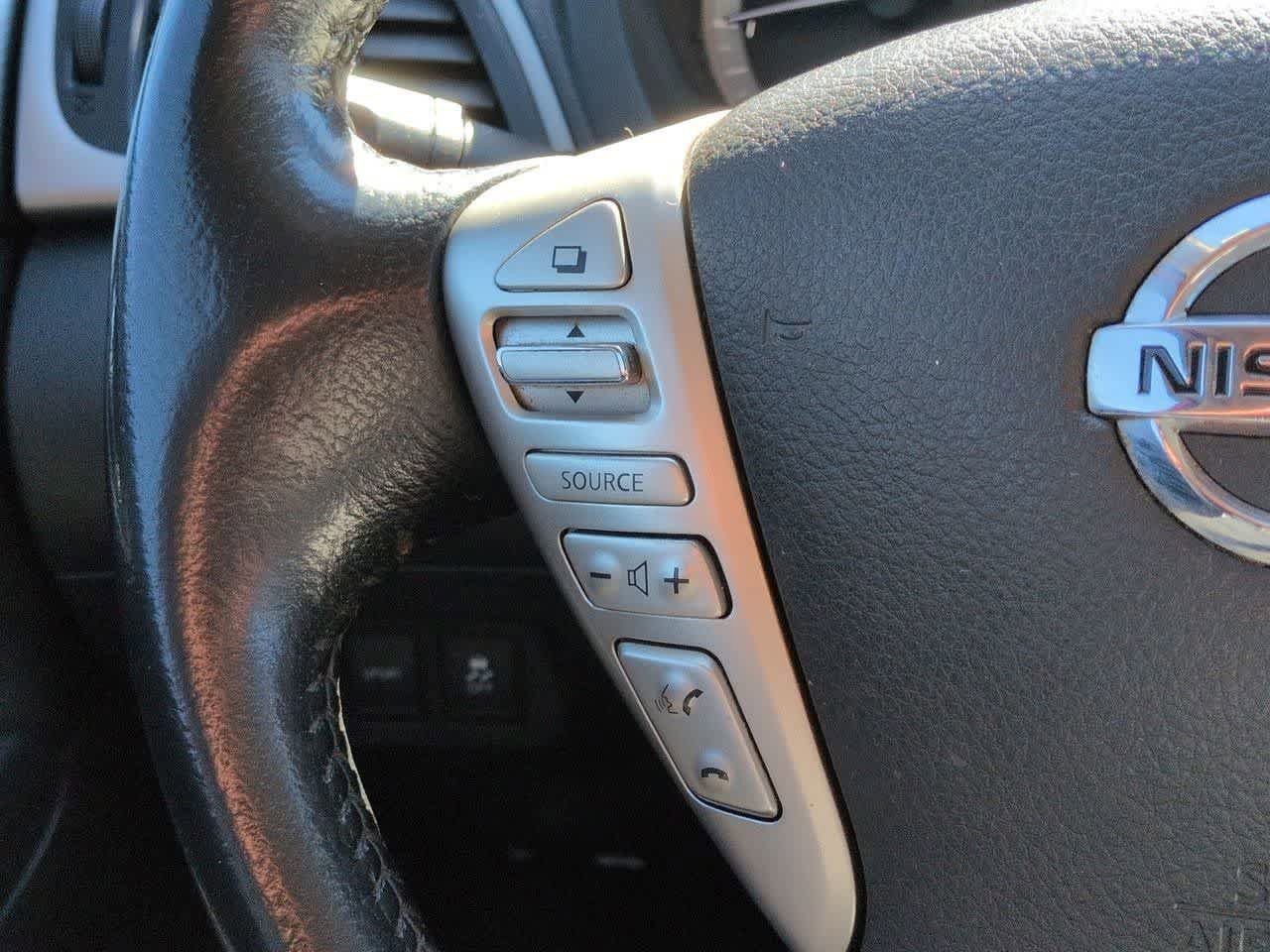 Used 2015 Nissan Sentra SR w/ SR Premium Package FWD image 22