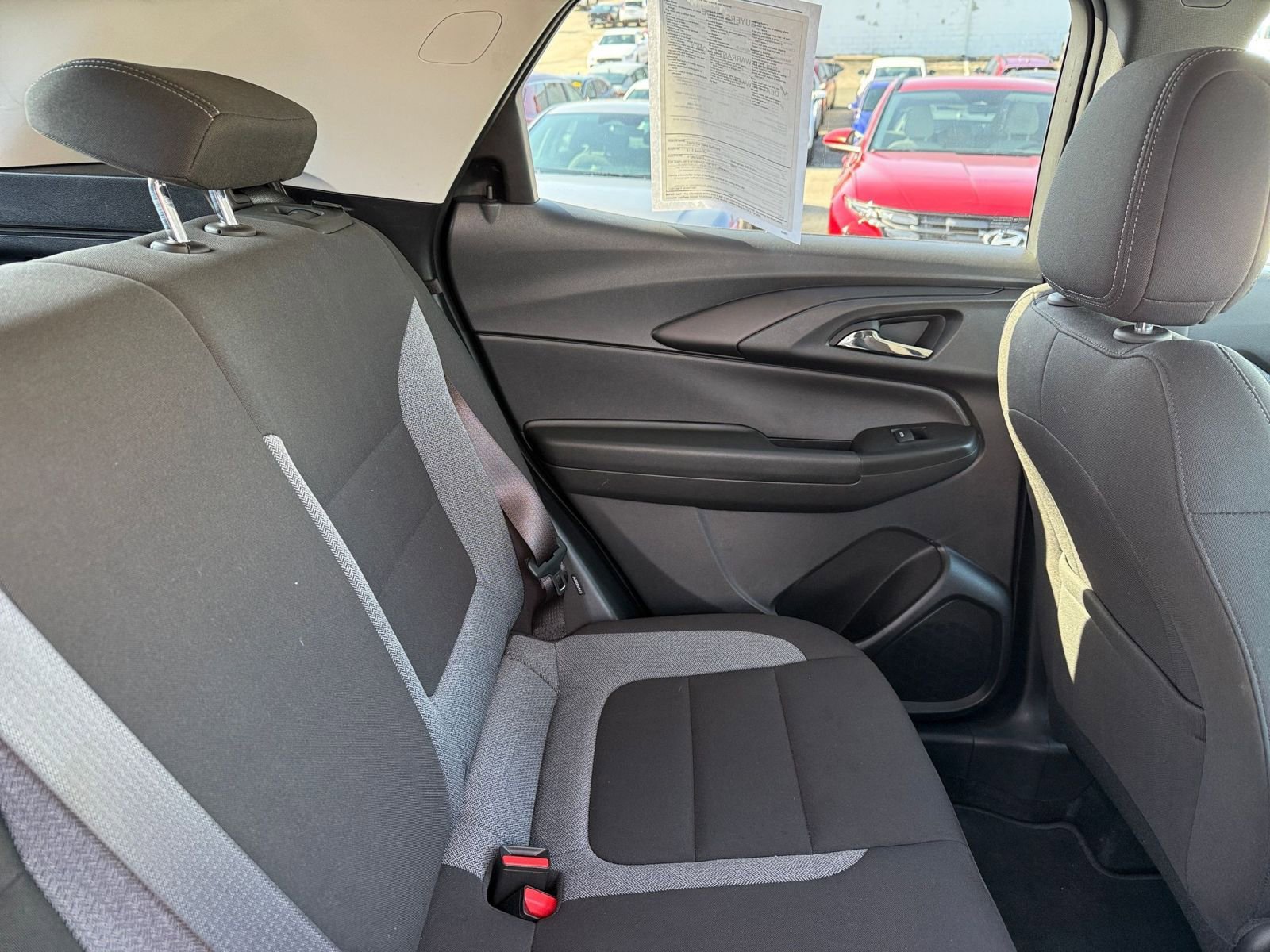 Used 2025 Chevrolet TrailBlazer LT image 38