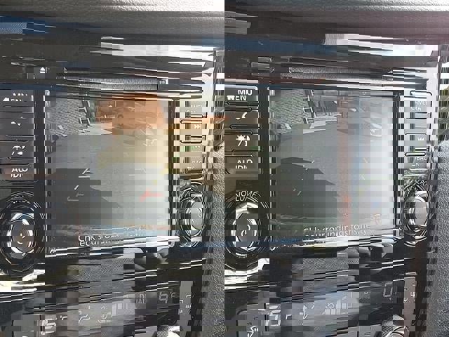 Used 2022 Nissan Rogue Sport SV image 17