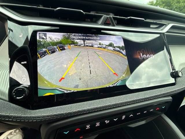 New 2026 Jeep Cherokee Laredo AWD/4WD image 8