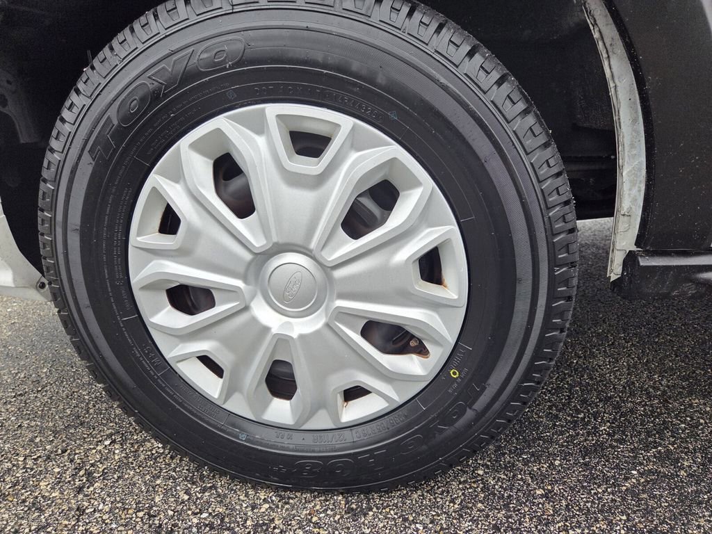 Used 2023 Ford Transit 350 XLT image 10