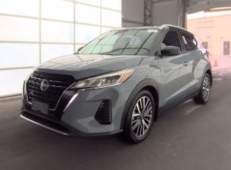 Used 2023 Nissan Kicks SV
