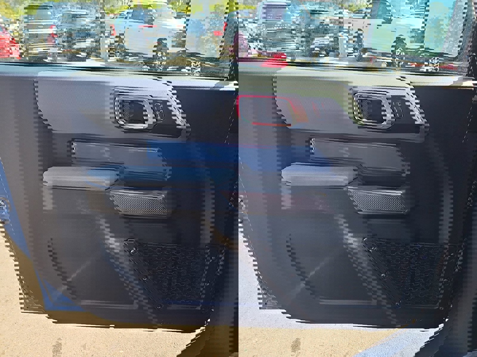 Used 2023 Ford Bronco Black Diamond w/ Sasquatch Package image 29