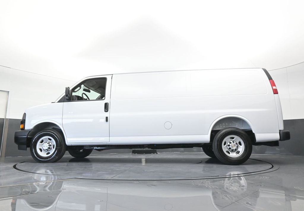 New 2026 Chevrolet Express 2500 Extended w/ Driver Convenience Package RWD image 54