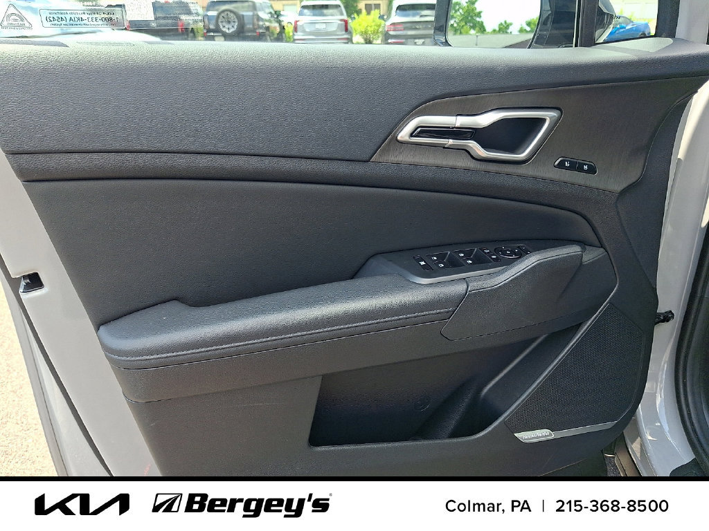 Certified 2026 Kia Sportage X-Line w/ X-Line Technology Package AWD/4WD image 15