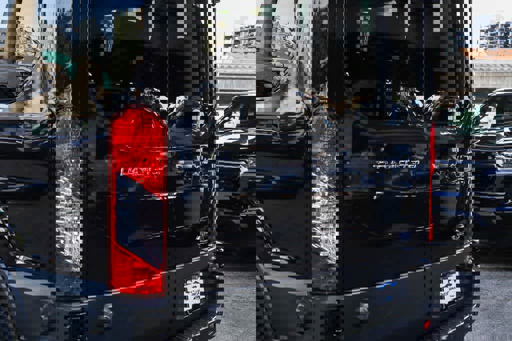 Used 2024 Ford Transit 350 XLT image 9