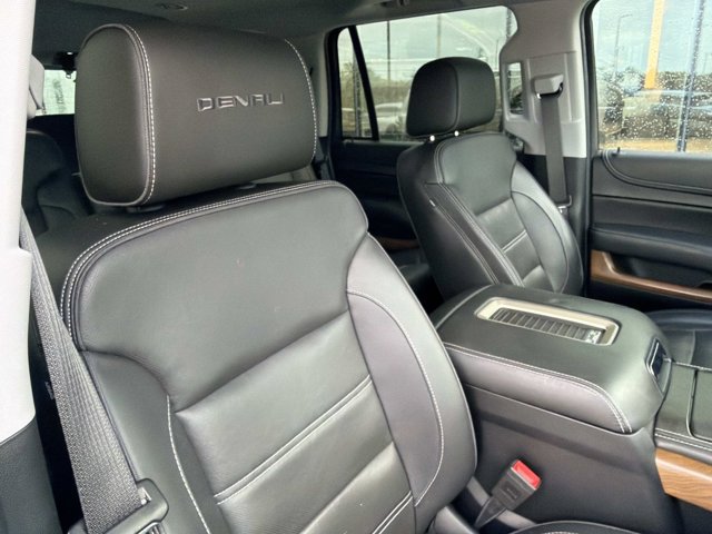 Used 2020 GMC Yukon Denali w/ Denali Ultimate Package RWD image 19
