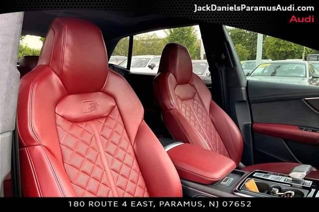 Used 2024 Audi SQ8 Prestige w/ Prestige Package AWD/4WD image 7