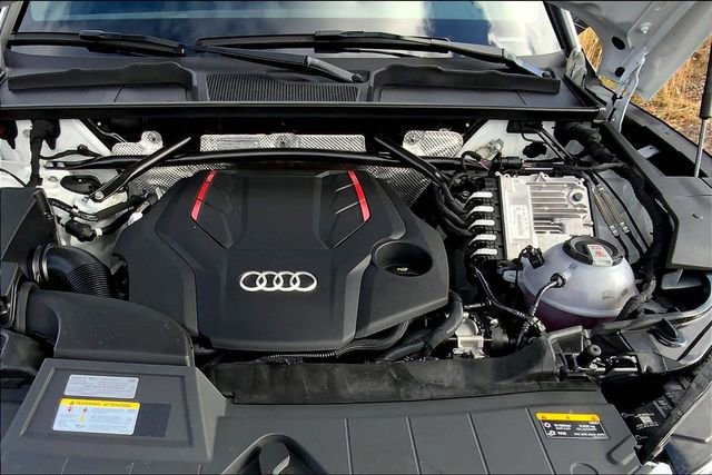 Certified 2025 Audi SQ5 Premium Plus image 10