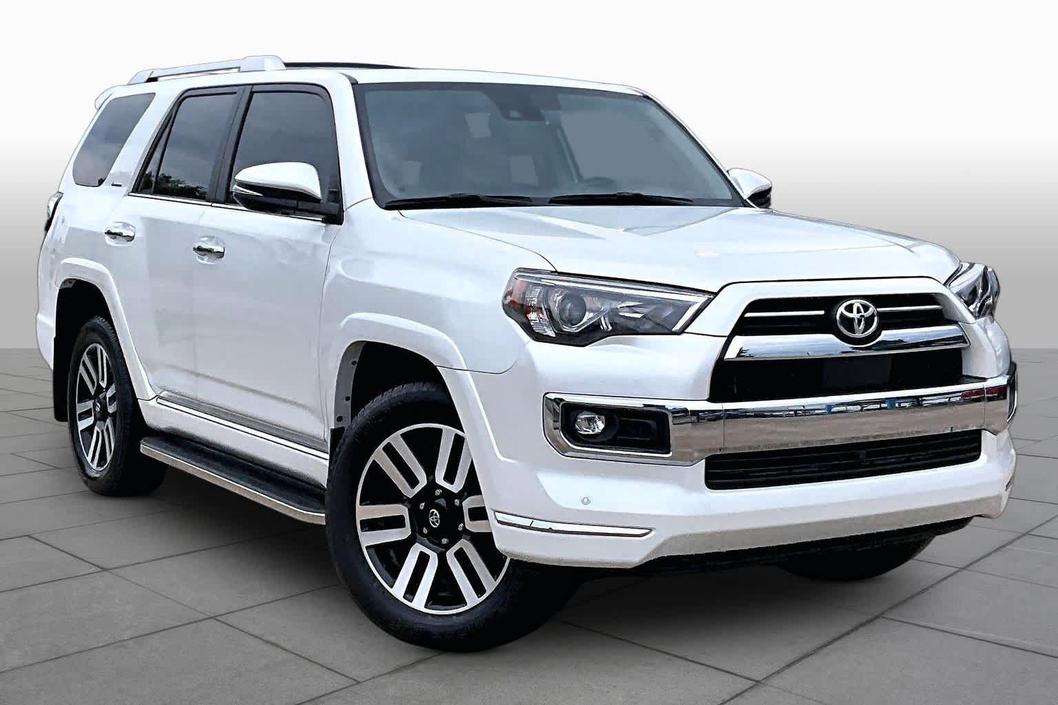 Used 2024 Toyota 4Runner Limited AWD/4WD image 3