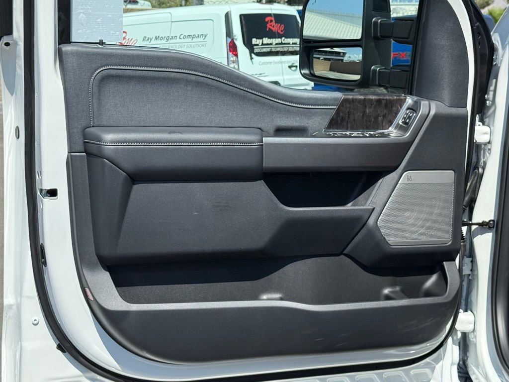 New 2026 Ford F250 4x4 Crew Cab Super Duty image 16