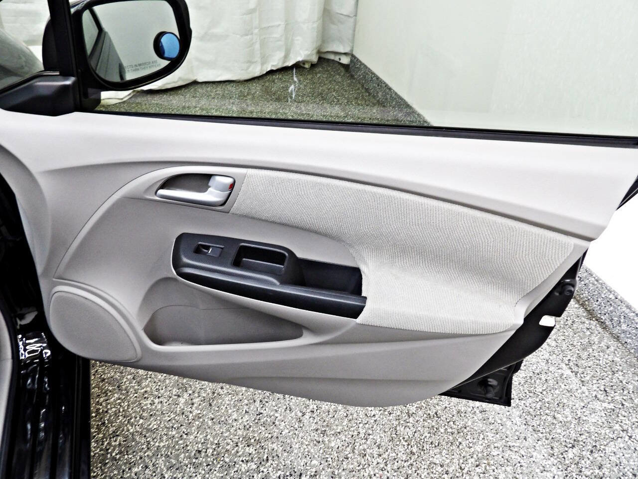 Used 2014 Honda Insight EX image 11