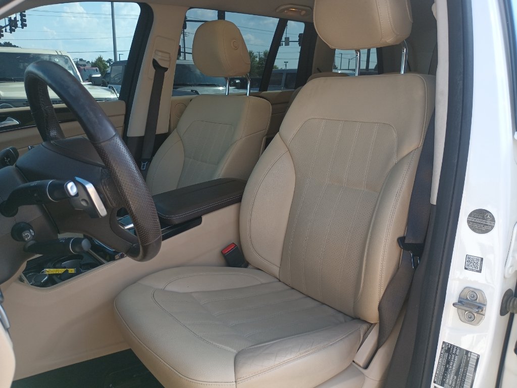 Used 2018 Mercedes-Benz GLS 450 4MATIC image 18