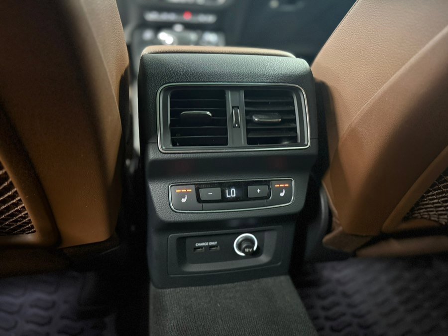 Used 2019 Audi Q5 2.0T Premium Plus w/ Premium Plus Package AWD/4WD image 33