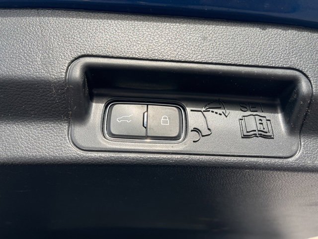 Used 2022 Ford Explorer ST w/ Equipment Group 401A image 11