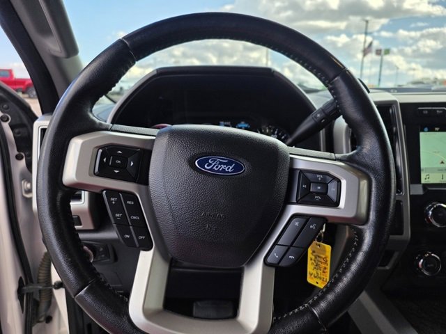 Used 2019 Ford F350 Lariat w/ Chrome Package image 27
