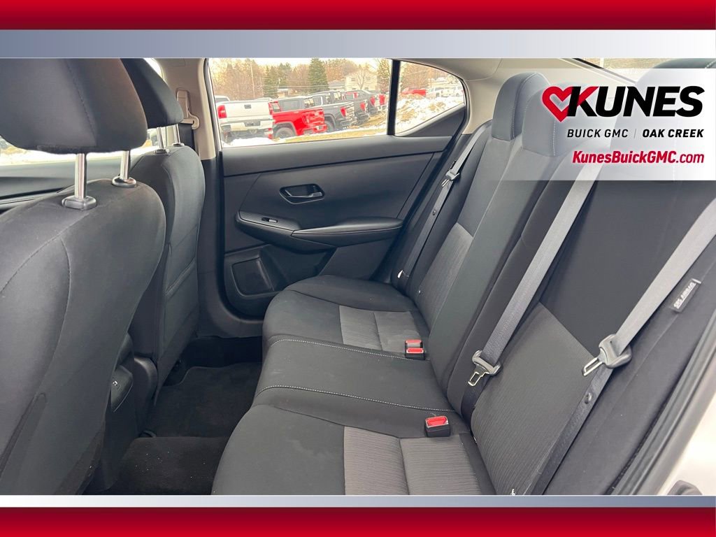 Used 2024 Nissan Sentra SV image 9