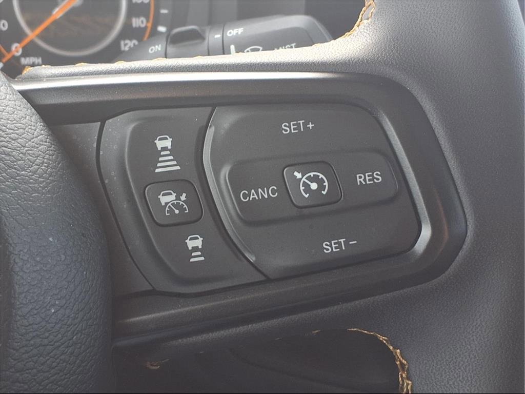 Used 2024 Jeep Wrangler Sport S image 14