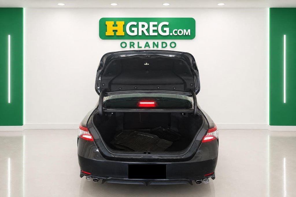 Used 2019 Toyota Camry XSE FWD image 7