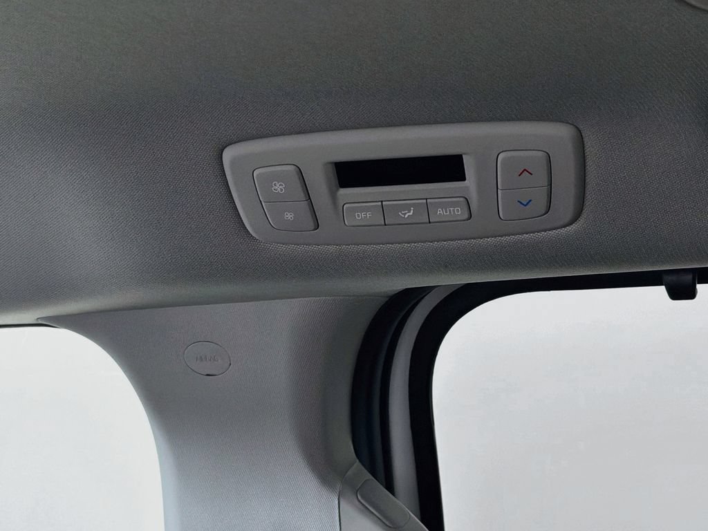 Used 2024 Kia Carnival SX Prestige FWD image 27