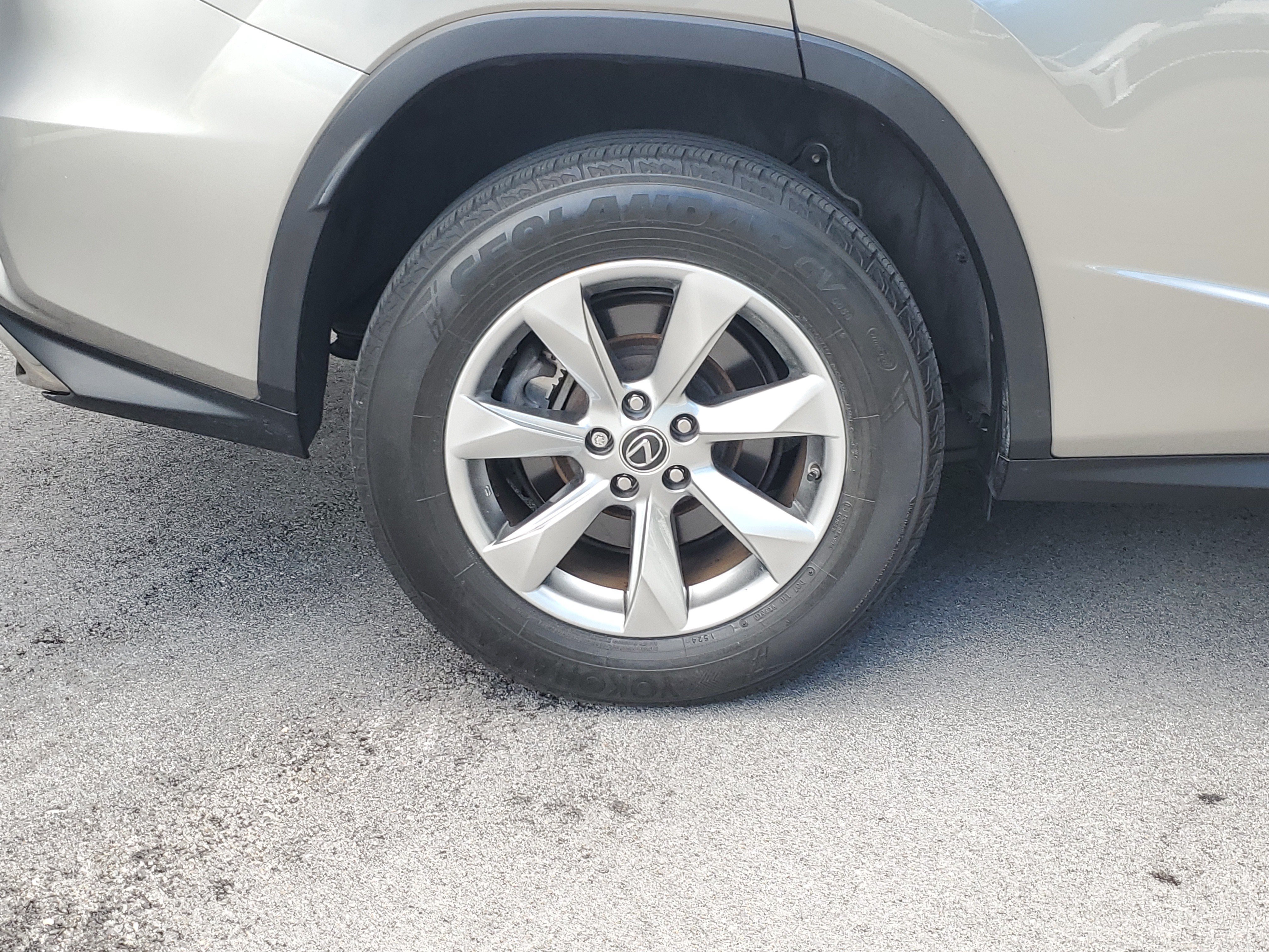 Used 2019 Lexus RX 350 FWD w/ Accessory Package image 7