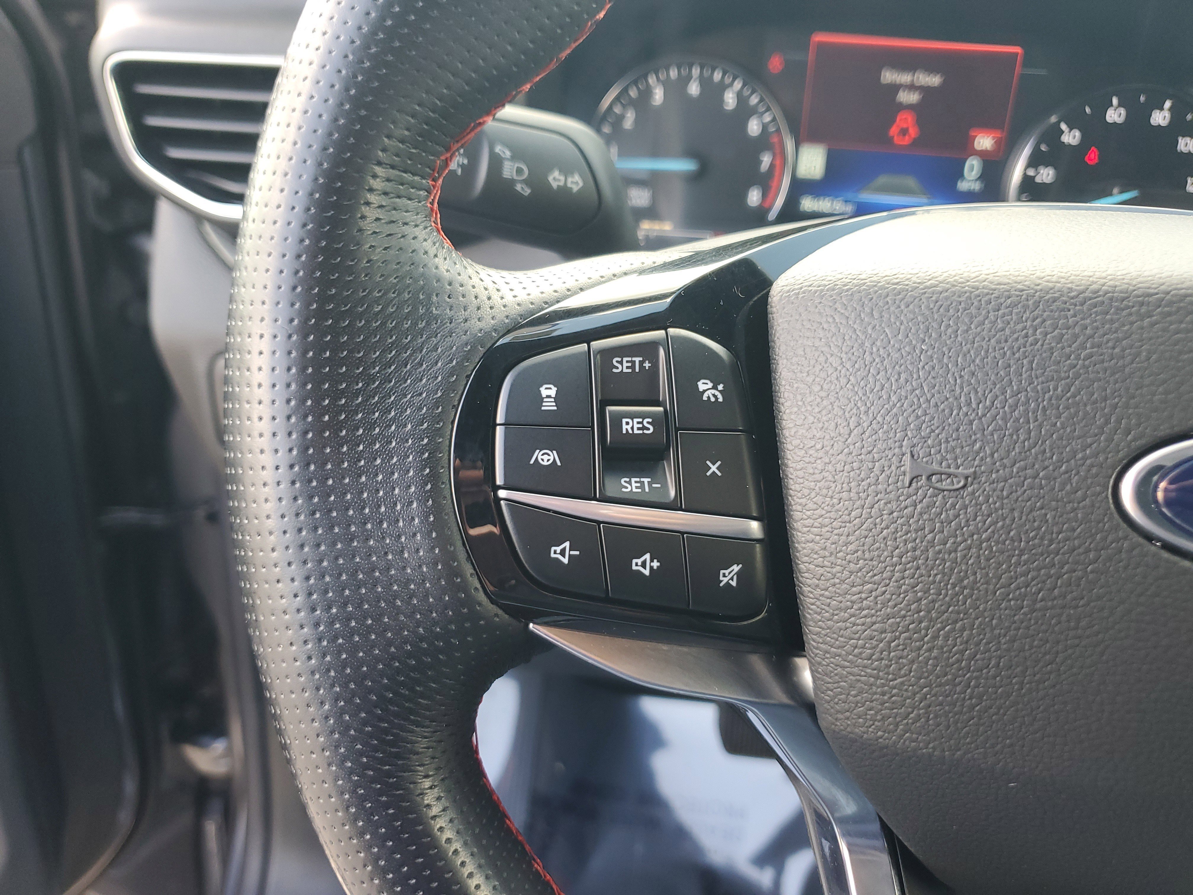 Used 2022 Ford Explorer ST-Line image 23