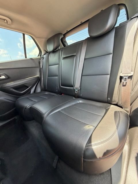 Used 2016 Chevrolet Trax LTZ w/ Midnight Edition AWD/4WD image 11