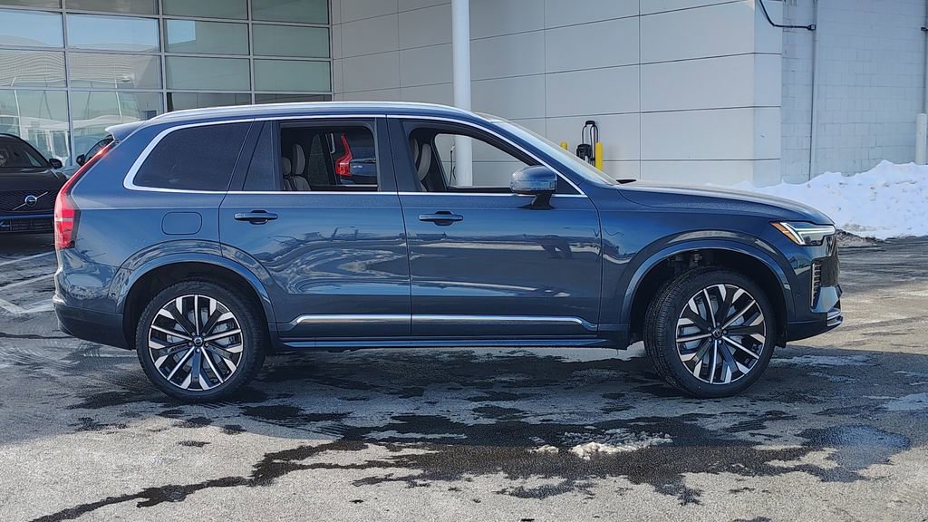 New 2026 Volvo XC90 B6 Plus w/ Protection Package Premier image 2