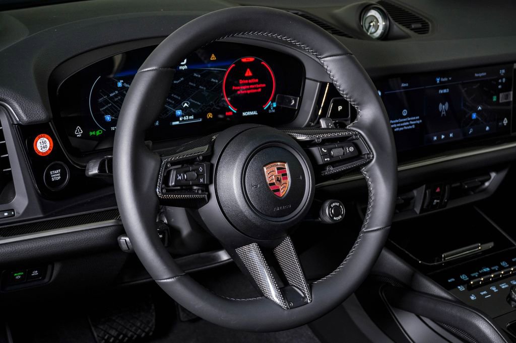 New 2026 Porsche Cayenne Coupe AWD/4WD image 18