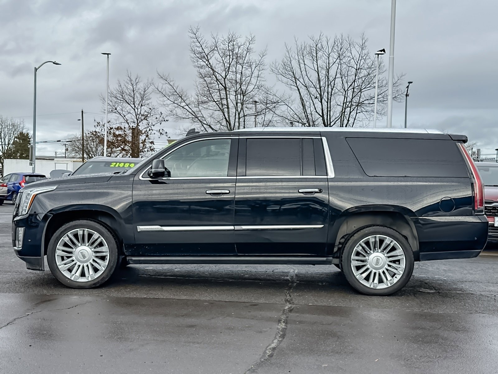Used 2017 Cadillac Escalade ESV Platinum image 7