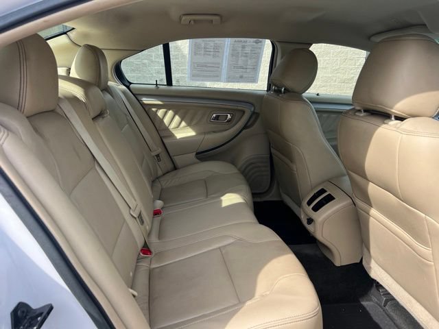 Used 2017 Ford Taurus SEL w/ Equipment Group 201A FWD image 14