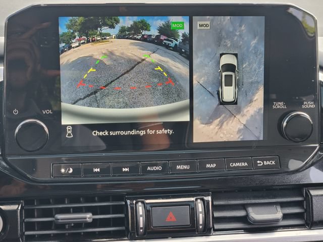 Used 2022 Nissan Pathfinder SL w/ SL Premium Package FWD image 17