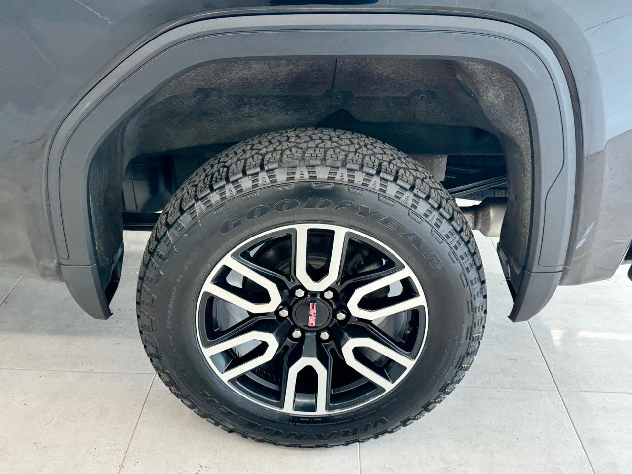 Used 2022 GMC Sierra 1500 AT4 w/ AT4 Premium Package AWD/4WD image 46