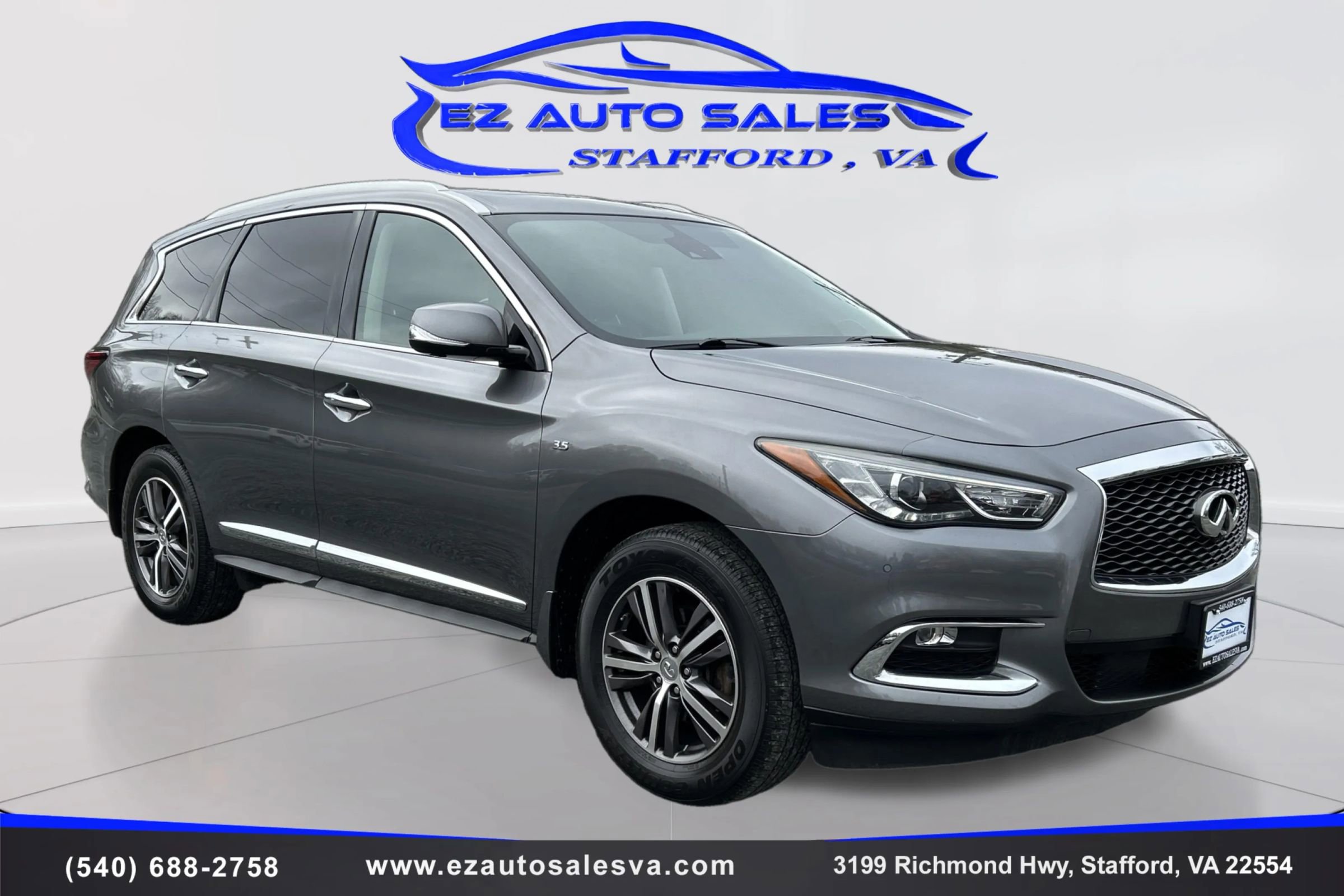 Used 2019 INFINITI QX60 Luxe w/ Essential Package image 3