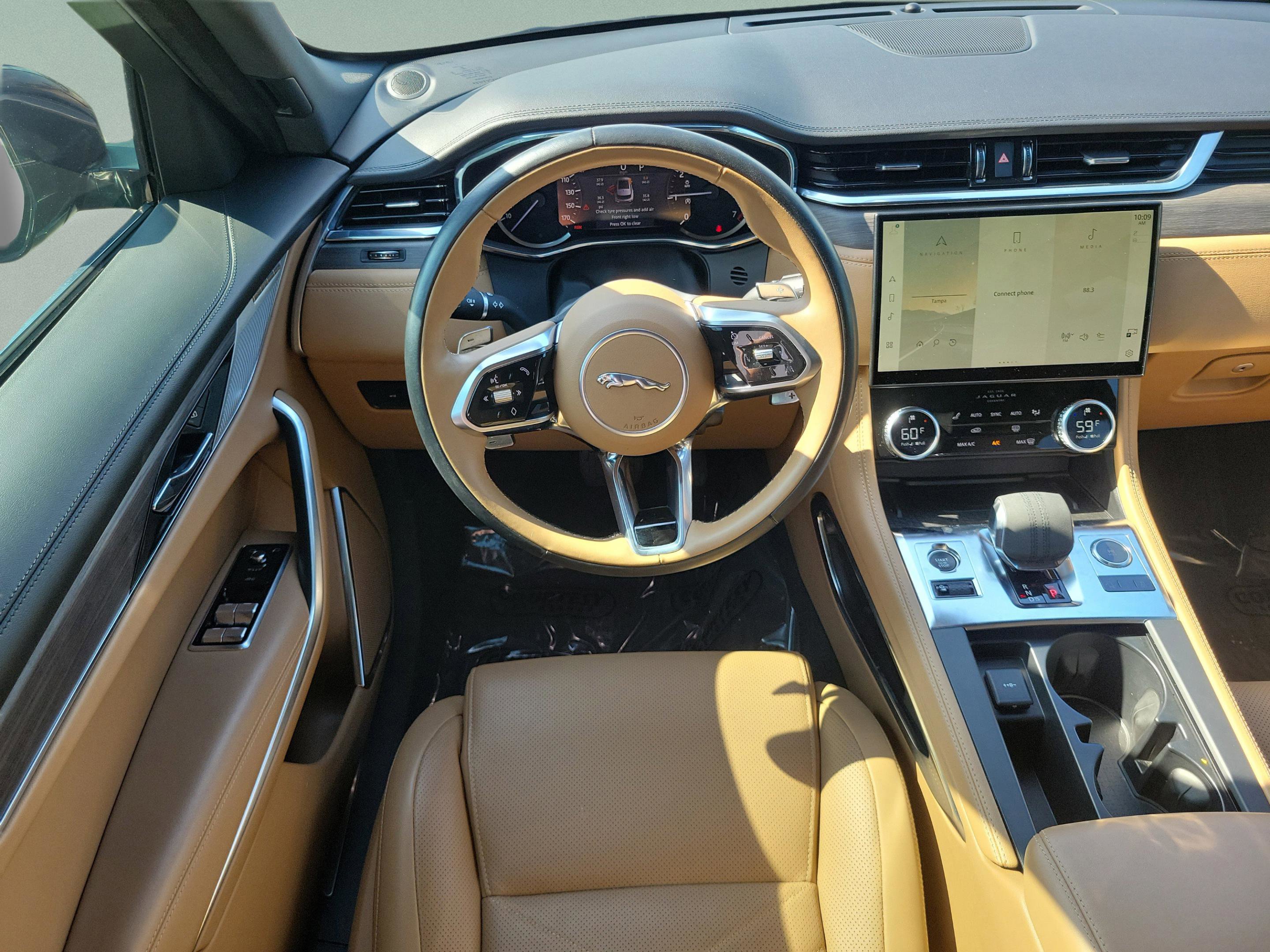 Used 2023 Jaguar F-PACE S AWD/4WD image 5