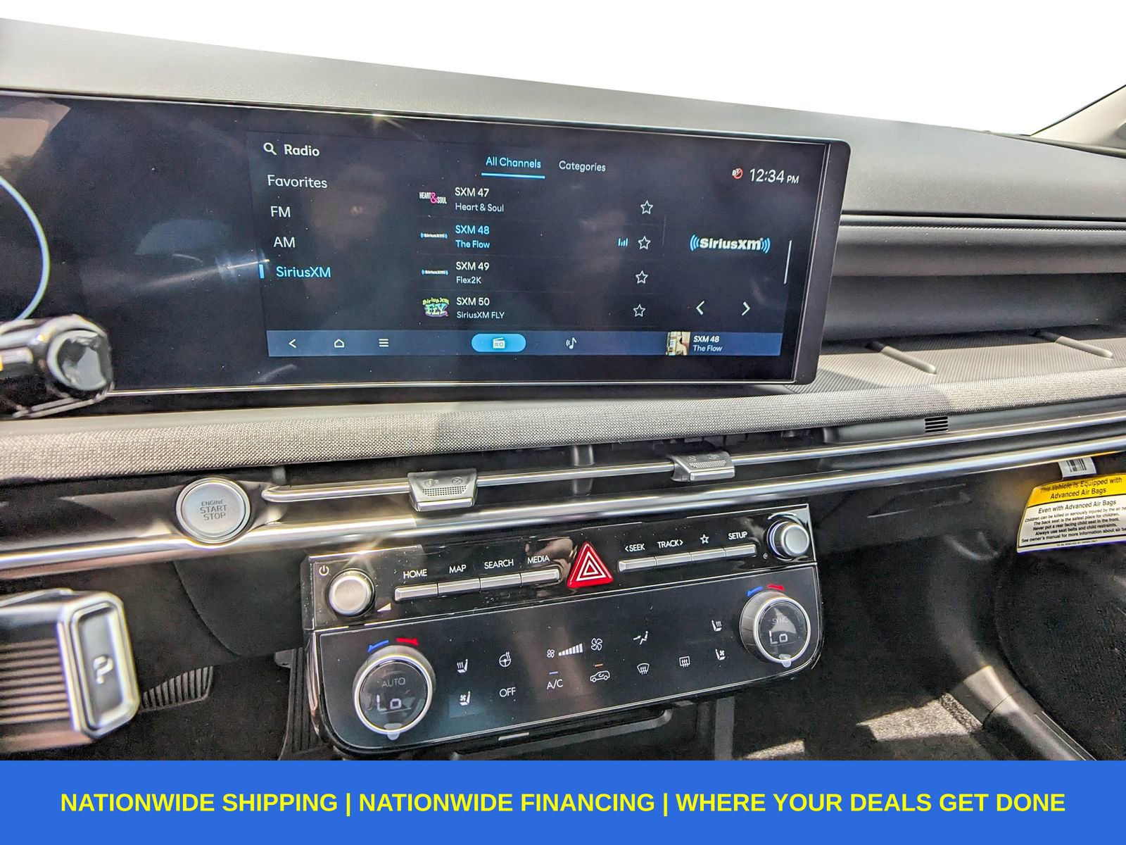 New 2025 Hyundai Tucson Limited image 30