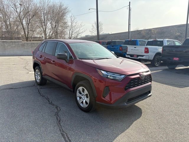 Used 2024 Toyota RAV4 LE AWD/4WD image 8