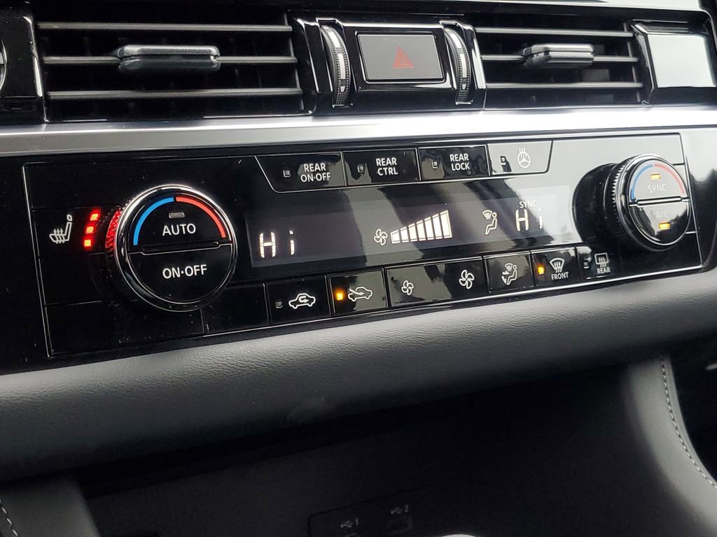 New 2025 Nissan Pathfinder SL image 23