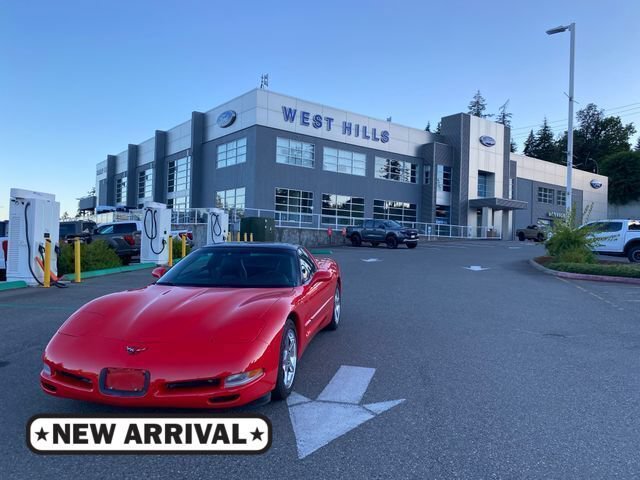 Used 2004 Chevrolet Corvette Coupe w/ Roof Package