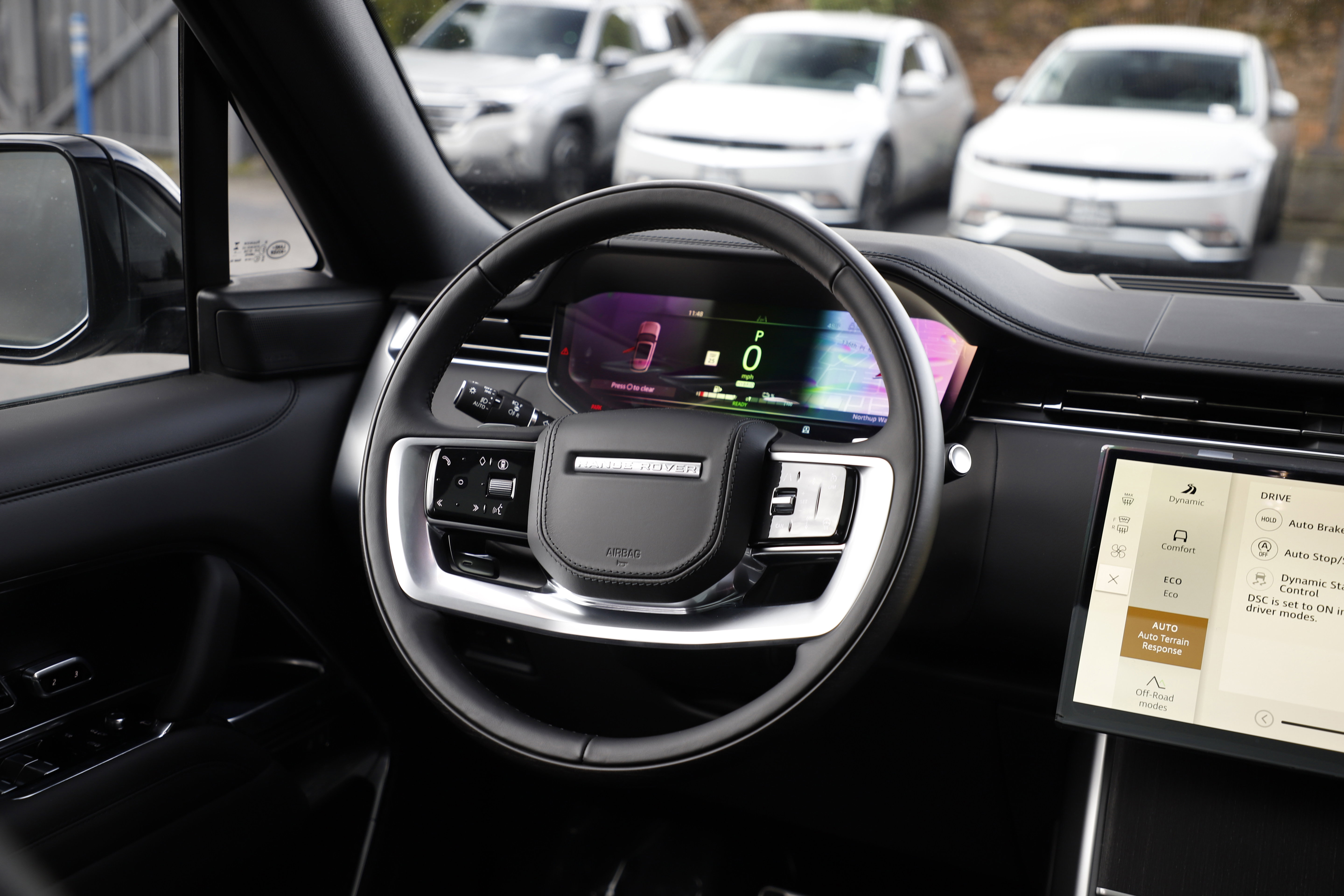 New 2026 Land Rover Range Rover SE image 19