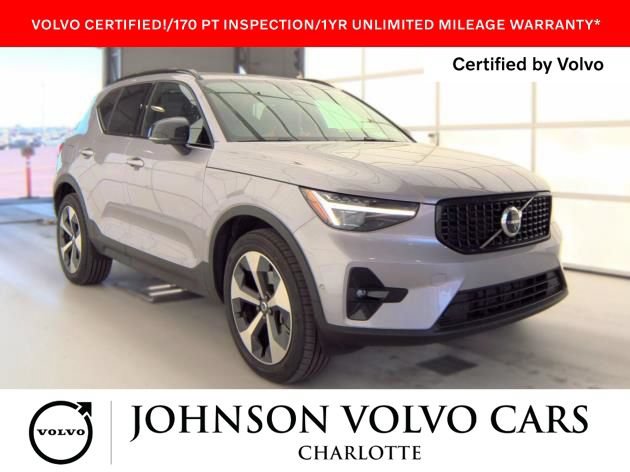 Used 2026 Volvo XC40 B5 Plus AWD/4WD image 1
