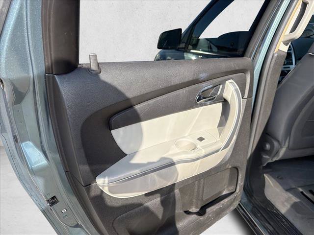 Used 2009 GMC Acadia SLE FWD image 15